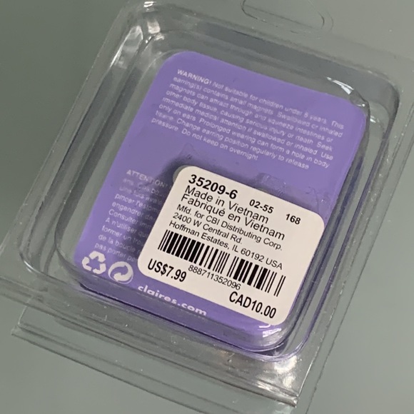 ‼️$𝟓-𝐚𝐝𝐝 𝐨𝐧: Beautiful Magnetic Earrings - Picture 2 of 2